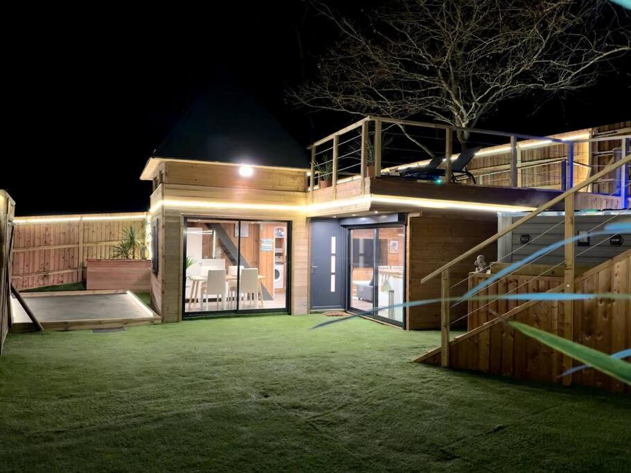 Chalet Et Jaccuzy Sur La Plage Бискаррос Экстерьер фото